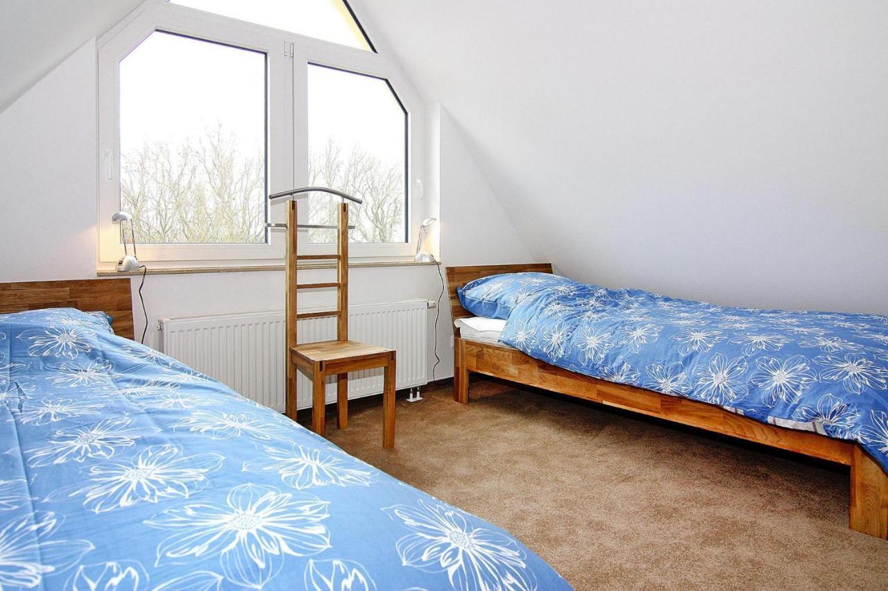 Reetdachhaus Lotte Mit Sauna Und Kaminofen Am Yachthafen In Vieregge Exterior photo